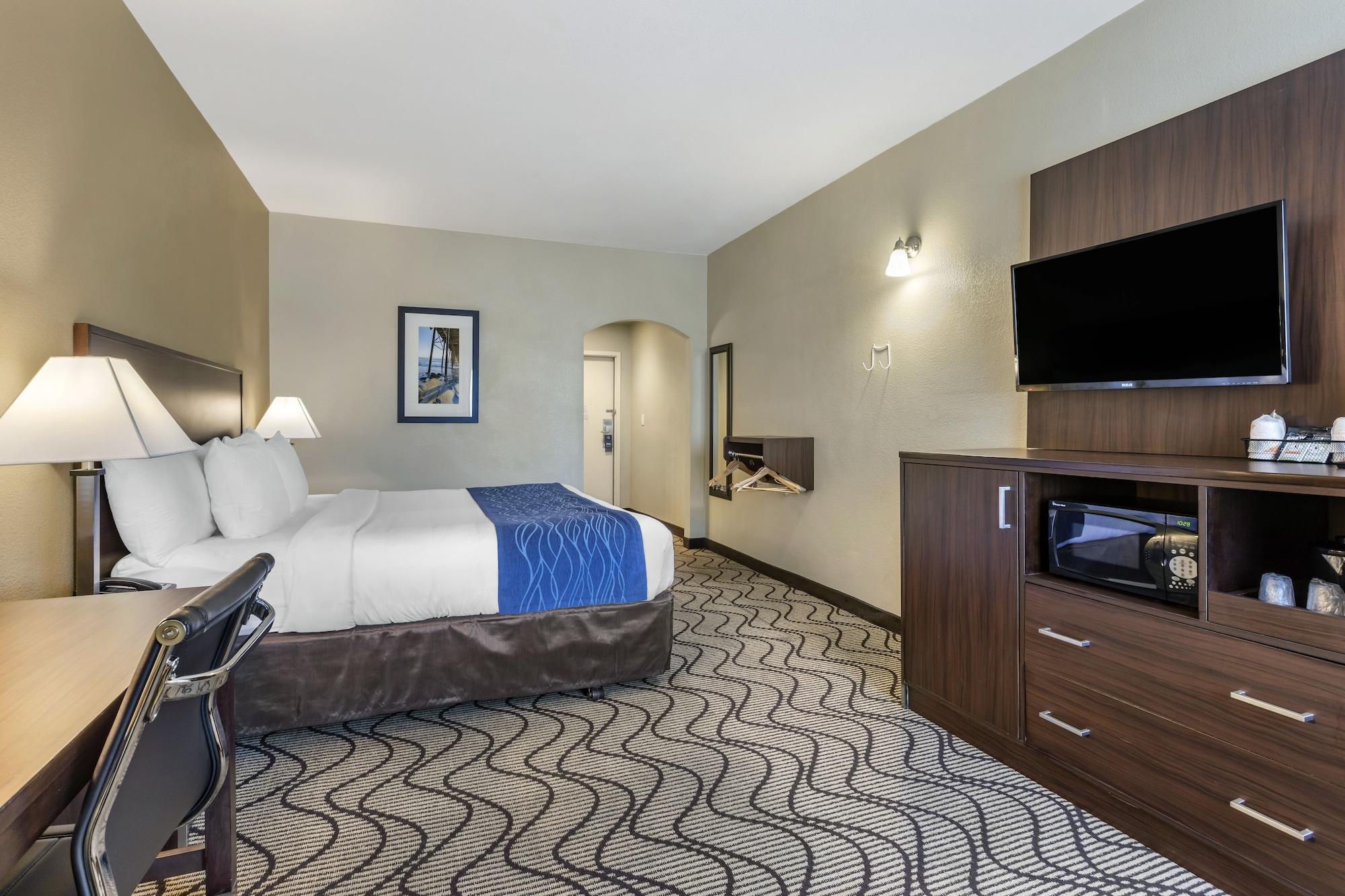 Comfort Inn & Suites Orange County John Wayne Airport Санта-Ана Екстер'єр фото
