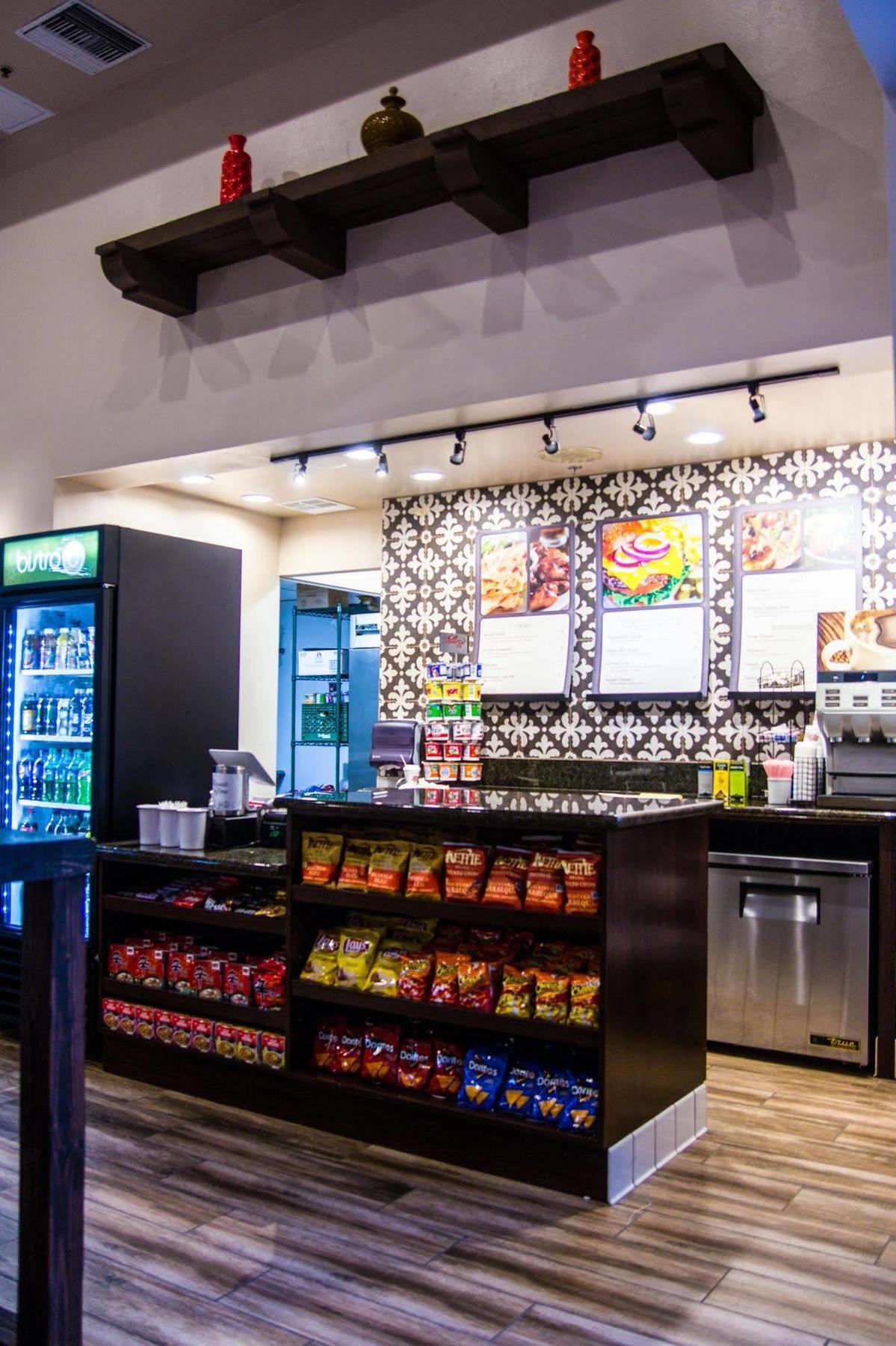 Comfort Inn & Suites Orange County John Wayne Airport Санта-Ана Екстер'єр фото