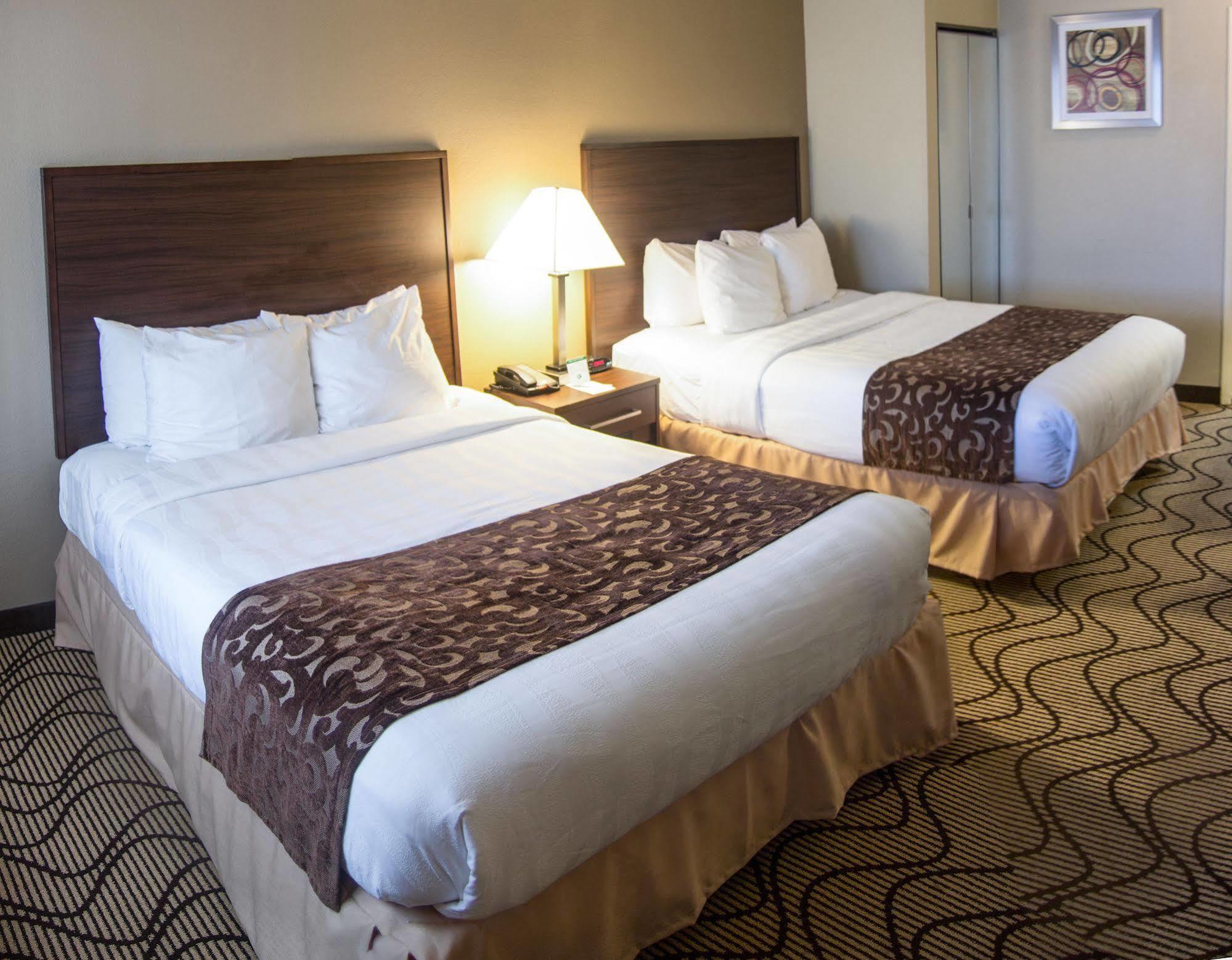 Comfort Inn & Suites Orange County John Wayne Airport Санта-Ана Екстер'єр фото